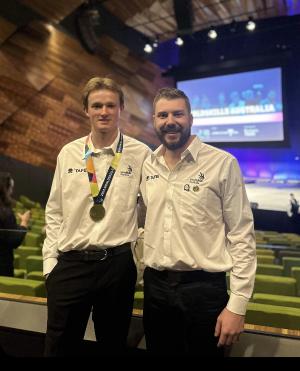 Awards gold rush for TAFE NSW engineering duo