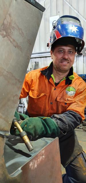 Hand of hope: TAFE NSW building skills to change lives