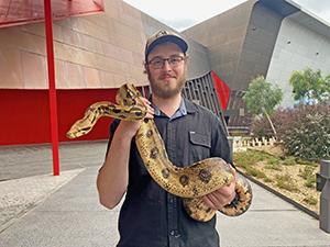 TAFE NSW helps Orange local land dream zookeeping job