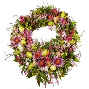Impress guests this Christmas with floral decorations