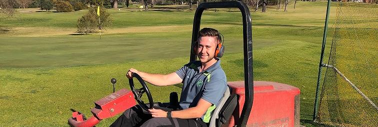TAFE NSW graduate chips his career perfectly onto the green